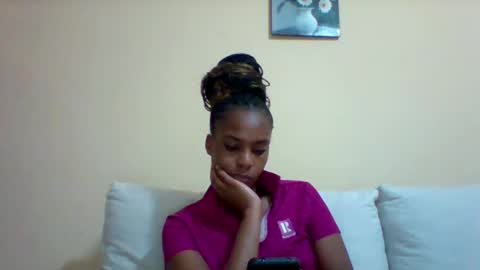 DOVY ACHIENG online show from 03/01/25, 08:53
