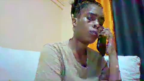 DOVY ACHIENG online show from 03/04/25, 04:09