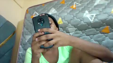 DOVY ACHIENG online show from 03/11/25, 11:37