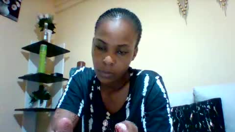 DOVY ACHIENG online show from 09/14/25, 10:25