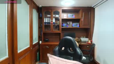 Snapshot of sexyrachel_ chatting on 11/28/25, 12:08 R A C H E L online show from 11/28/25, 12:08