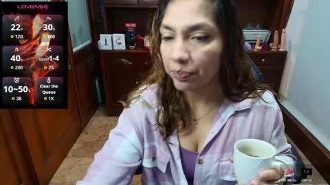 Snapshot of sexyrachel_ chatting on 12/14/25, 11:37 R A C H E L online show from 12/14/25, 11:37