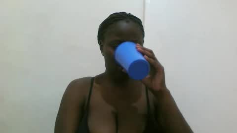 sexyrhany20 online show from 10/01/25, 06:41