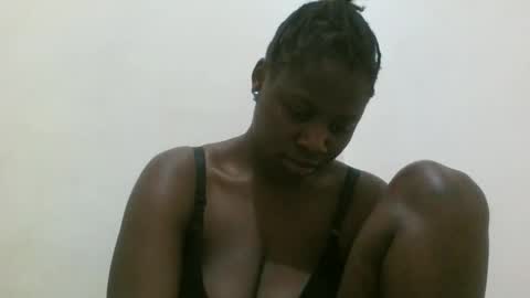 sexyrhany20 online show from 10/29/25, 03:20