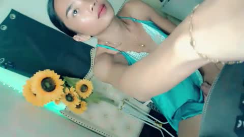 sexyshinixx online show from 10/09/25, 08:40