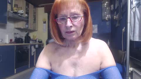 Silvie online show from 12/30/24, 03:13