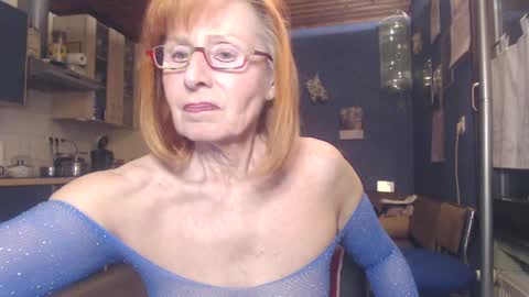 Silvie online show from 01/21/25, 03:10
