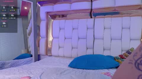 Kendall online show from 09/15/25, 12:27