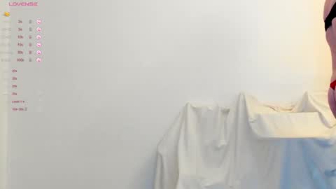 Snapshot of sexythongslut chatting on 01/23/25, 05:31 Sexythongslut online show from 01/23/25, 05:31