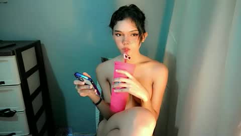 Snapshot of sexytight_tanya chatting on 11/05/25, 09:48 sexytight_tanya online show from 11/05/25, 09:48