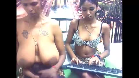 sexyva4u2luv online show from 02/20/25, 10:05