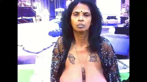 sexyva4u2luv online show from 11/06/25, 06:53