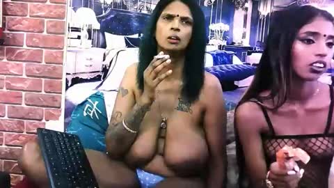 sexyva4u2luv online show from 11/12/25, 09:10