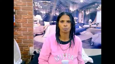 sexyva4u2luv online show from 05/25/26, 05:46