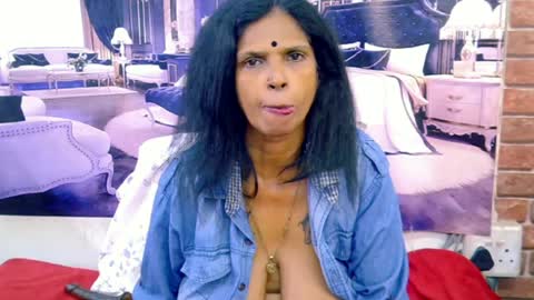 sexyva4u2luv online show from 06/18/26, 09:09