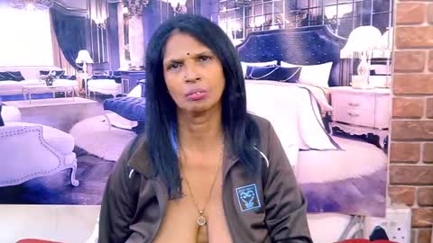 sexyva4u2luv online show from 06/23/26, 06:11