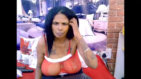 sexyva4u2luv online show from 06/24/26, 06:51