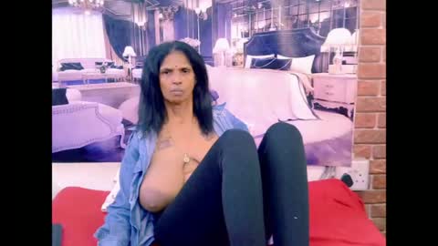 sexyva4u2luv online show from 07/01/26, 11:48