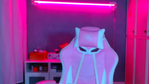 Snapshot of sexyvilleboy1 chatting on 09/22/25, 11:40 sexyvilleboy1 online show from 09/22/25, 11:40