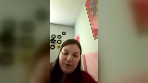 Snapshot of sexyvixenkm chatting on 07/22/26, 06:00 sexyvixenkm online show from 07/22/26, 06:00