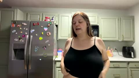 Snapshot of sexyvixenkm chatting on 07/29/26, 01:26 sexyvixenkm online show from 07/29/26, 01:26