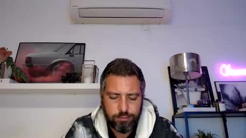 Snapshot of sexyyturkk chatting on 10/27/25, 12:04 Arda online show from 10/27/25, 12:04