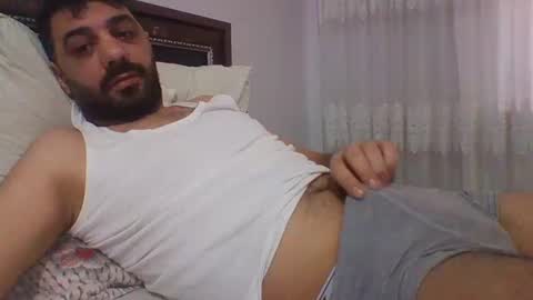 Snapshot of sexyyy_mannn chatting on 12/08/24, 01:47 sexyyy_mannn online show from 12/08/24, 01:47