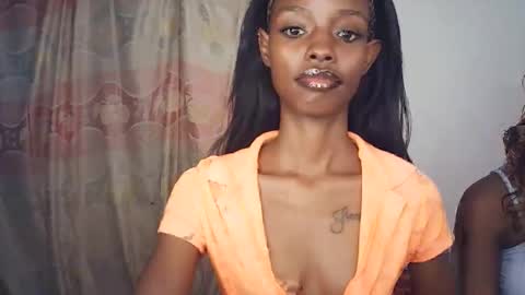 Snapshot of sexyzuriel chatting on 03/07/26, 03:20 sexyzuriel online show from 03/07/26, 03:20