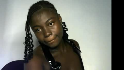 Snapshot of sexzy_melani chatting on 09/17/25, 12:45 sexzy -melani online show from 09/17/25, 12:45