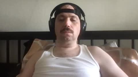 sfgiants1982 online show from 10/18/25, 09:26