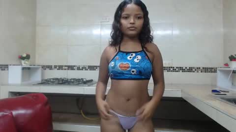 Snapshot of shabrina_xxx chatting on 02/16/25, 05:15 shabrina_xxx online show from 02/16/25, 05:15
