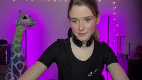 Snapshot of shadebabe chatting on 02/02/25, 05:42 shadebabe online show from 02/02/25, 05:42