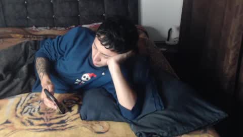 Snapshot of shadow_men_ chatting on 06/27/26, 02:27 james online show from 06/27/26, 02:27