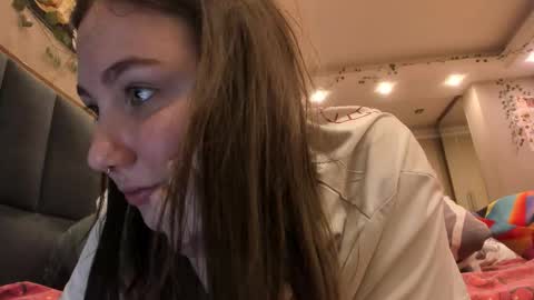 shadow_raffi online show from 11/22/25, 09:58