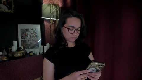 Snapshot of shadowlotus_ chatting on 10/14/25, 08:53 Lily  online show from 10/14/25, 08:53