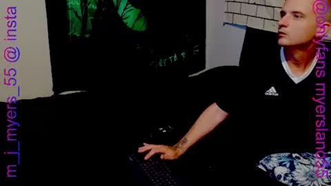 ShadowV  online show from 07/26/26, 04:53