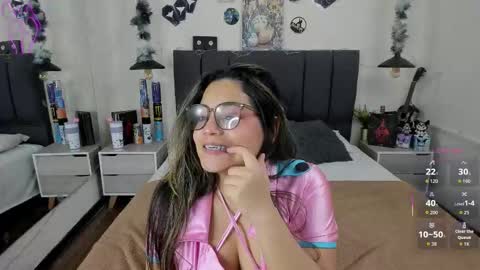 Snapshot of shadya_ chatting on 02/14/26, 03:36 Shadya online show from 02/14/26, 03:36