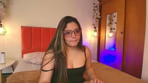 Snapshot of shadya_ chatting on 03/18/26, 03:20 Shadya online show from 03/18/26, 03:20