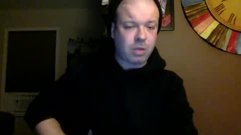 Snapshot of shadyyyyyy7 chatting on 10/23/25, 02:00 Shady online show from 10/23/25, 02:00