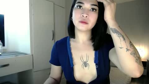 Snapshot of shaggynm505 chatting on 05/02/26, 12:48 Beautiful Angel online show from 05/02/26, 12:48