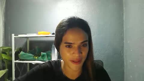 Snapshot of shaharra chatting on 11/20/25, 03:12 shaharra online show from 11/20/25, 03:12