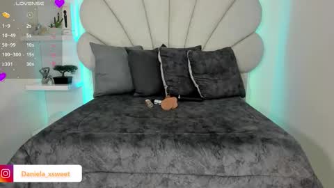 Snapshot of shairytovar chatting on 02/02/26, 04:55 shairytovar online show from 02/02/26, 04:55