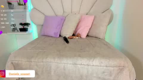 Snapshot of shairytovar chatting on 03/15/26, 06:19 shairytovar online show from 03/15/26, 06:19
