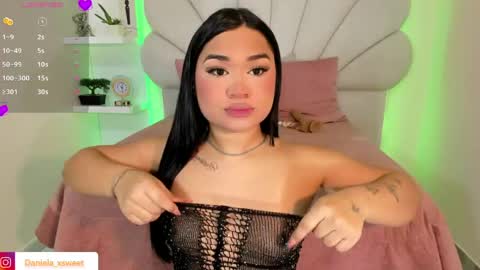 Snapshot of shairytovar chatting on 05/17/26, 05:27 shairytovar online show from 05/17/26, 05:27