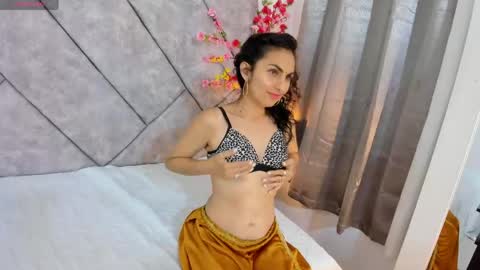 Shanily online show from 04/13/26, 07:19