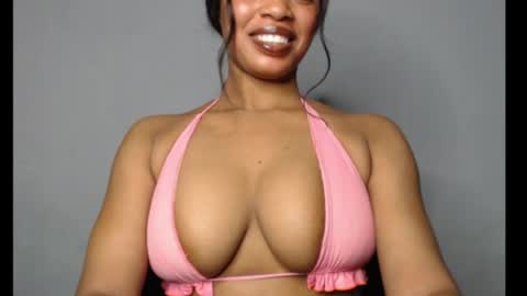 Snapshot of shallie_x chatting on 05/27/26, 04:15 ESTHER online show from 05/27/26, 04:15