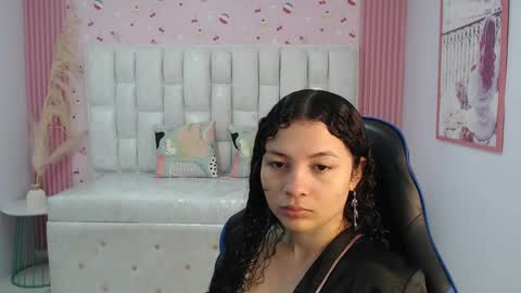 Shalon  online show from 10/06/25, 01:08