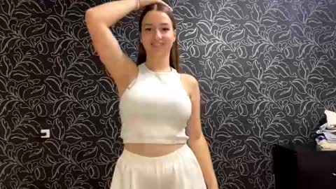 Snapshot of shalonjoosten chatting on 09/23/25, 08:12 Iris online show from 09/23/25, 08:12