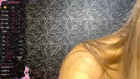 Snapshot of shalonjoosten chatting on 10/28/25, 08:11 Iris online show from 10/28/25, 08:11