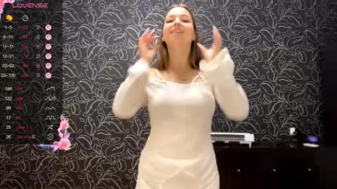 Snapshot of shalonjoosten chatting on 11/11/25, 08:09 Iris online show from 11/11/25, 08:09